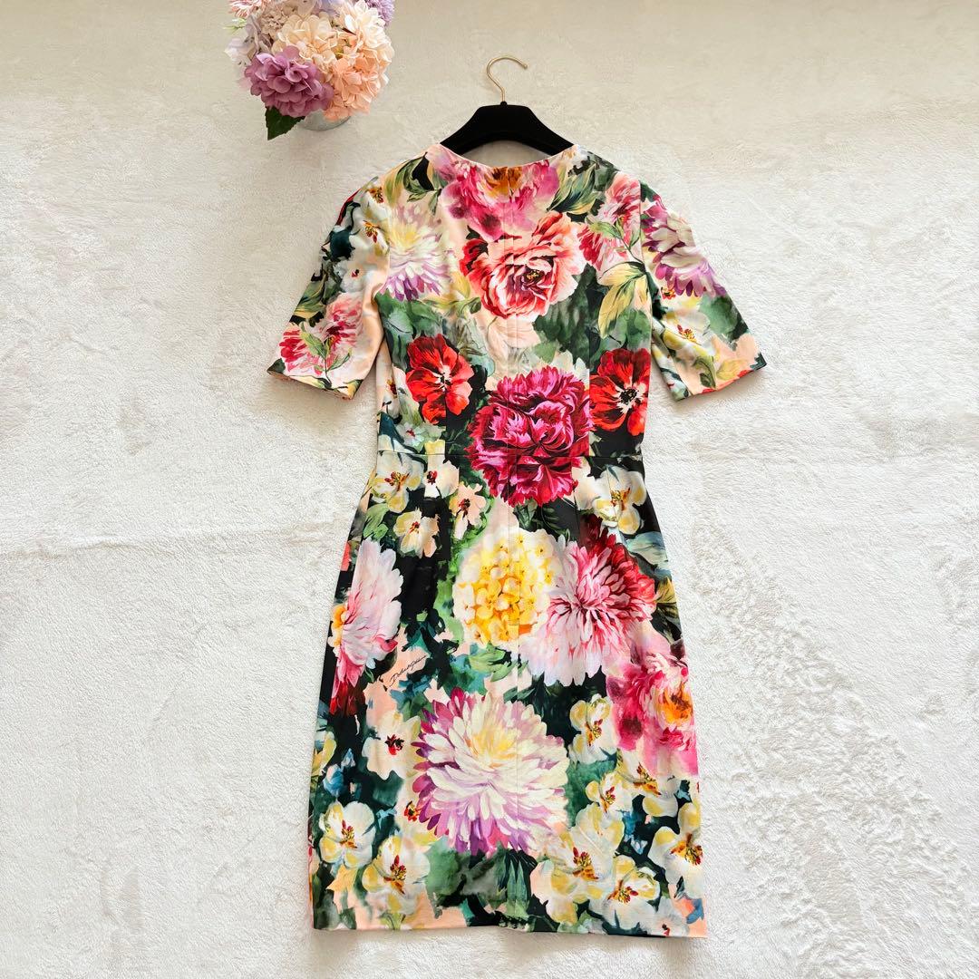 近年モデル　美品　ドルチェ&ガッバーナ 花柄ワンピース 36 フローラル
