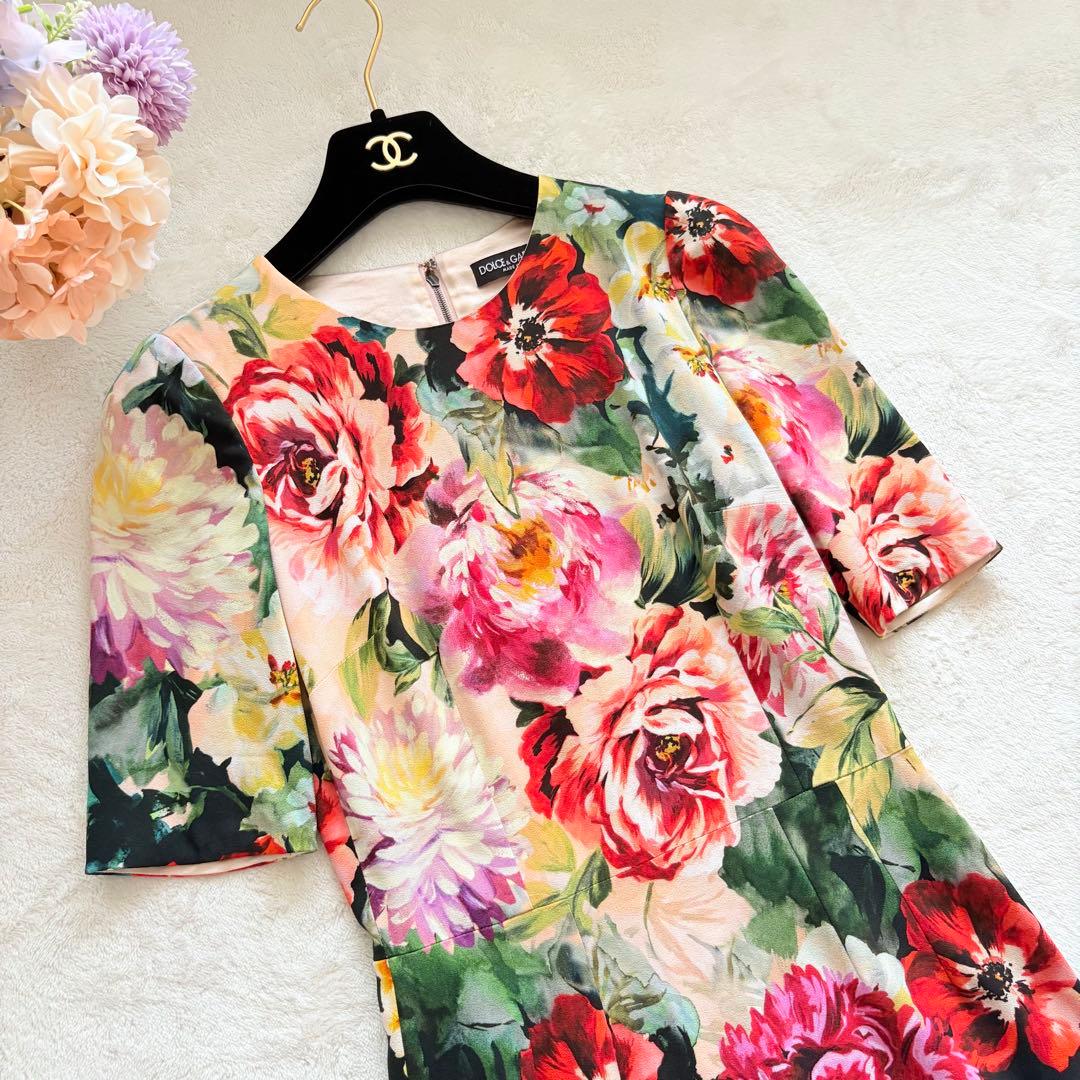 近年モデル　美品　ドルチェ&ガッバーナ 花柄ワンピース 36 フローラル