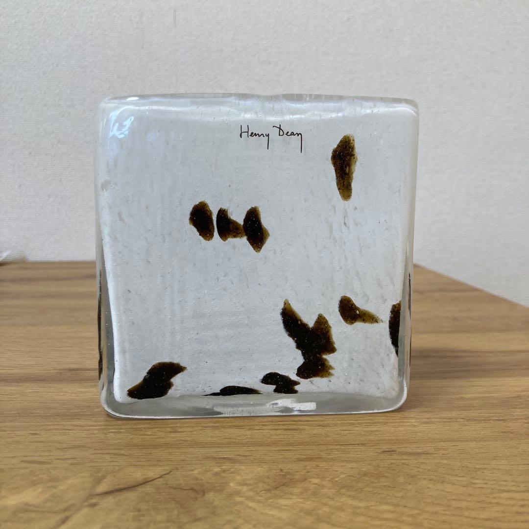 Henry Dean 花瓶 ガラス製 白地 黒斑点