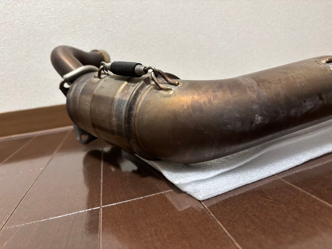 アクラポビッチ フルエキマフラー レーシングライン MT-07 / XSR700