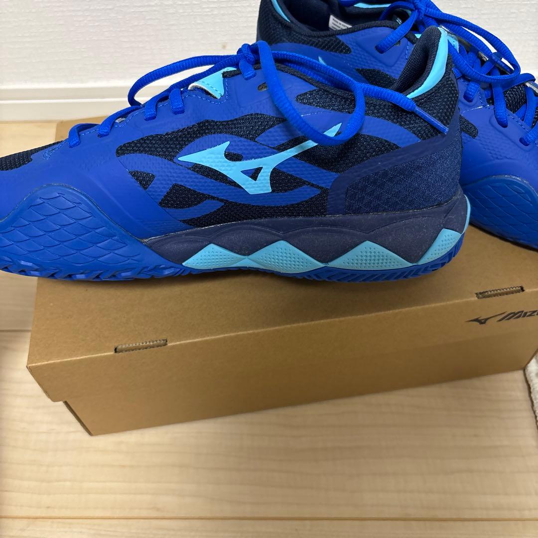 ソフトテニス シューズ ミズノ 限定カラー