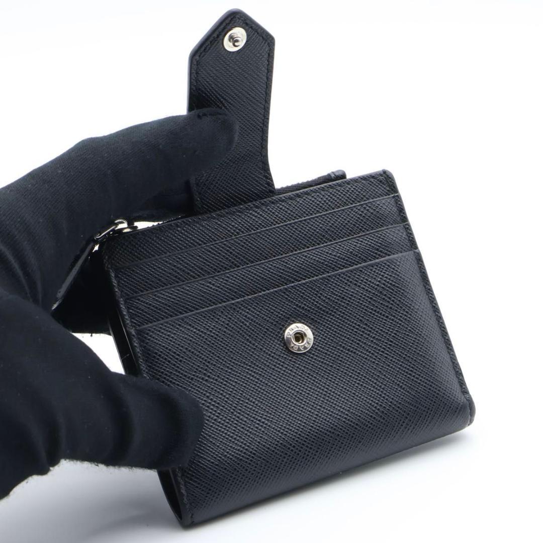 【極美品】PRADA ICチップ 二つ折り財布　サフィアーノ　トライアングルロゴ
