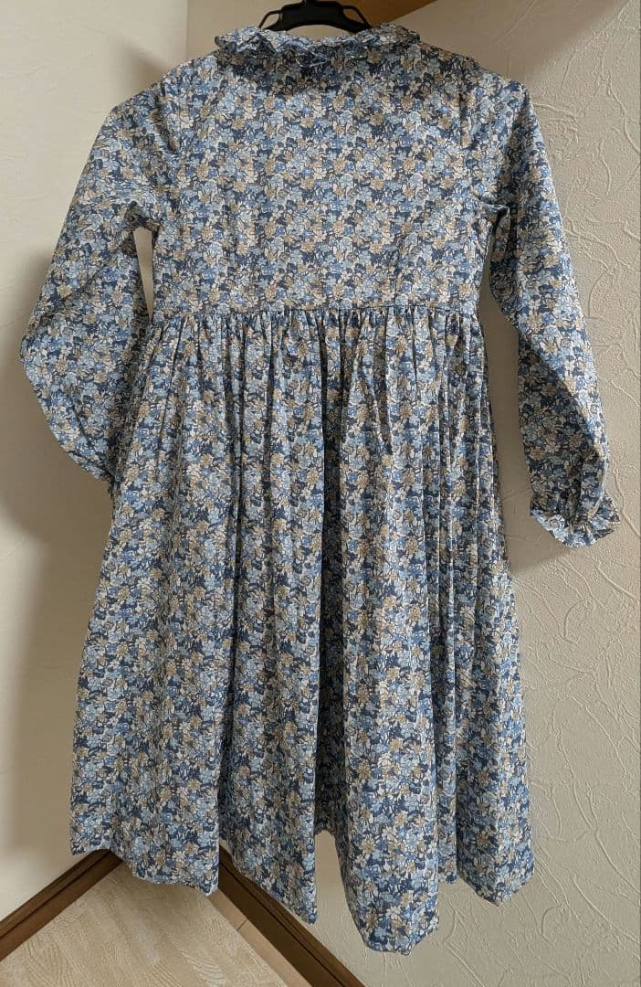 Amaia 花柄長袖ワンピース　新品