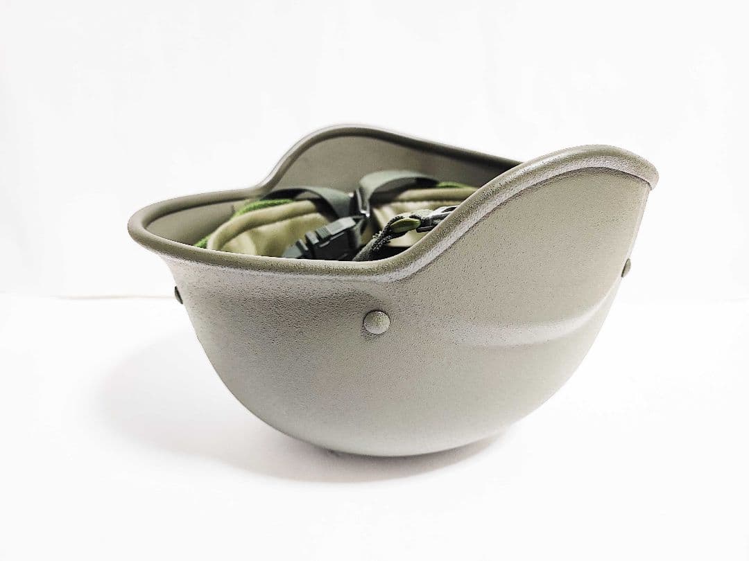 ロシア軍 6b26 ヘルメット スチール製 レプリカ EMR迷彩 新品未使用