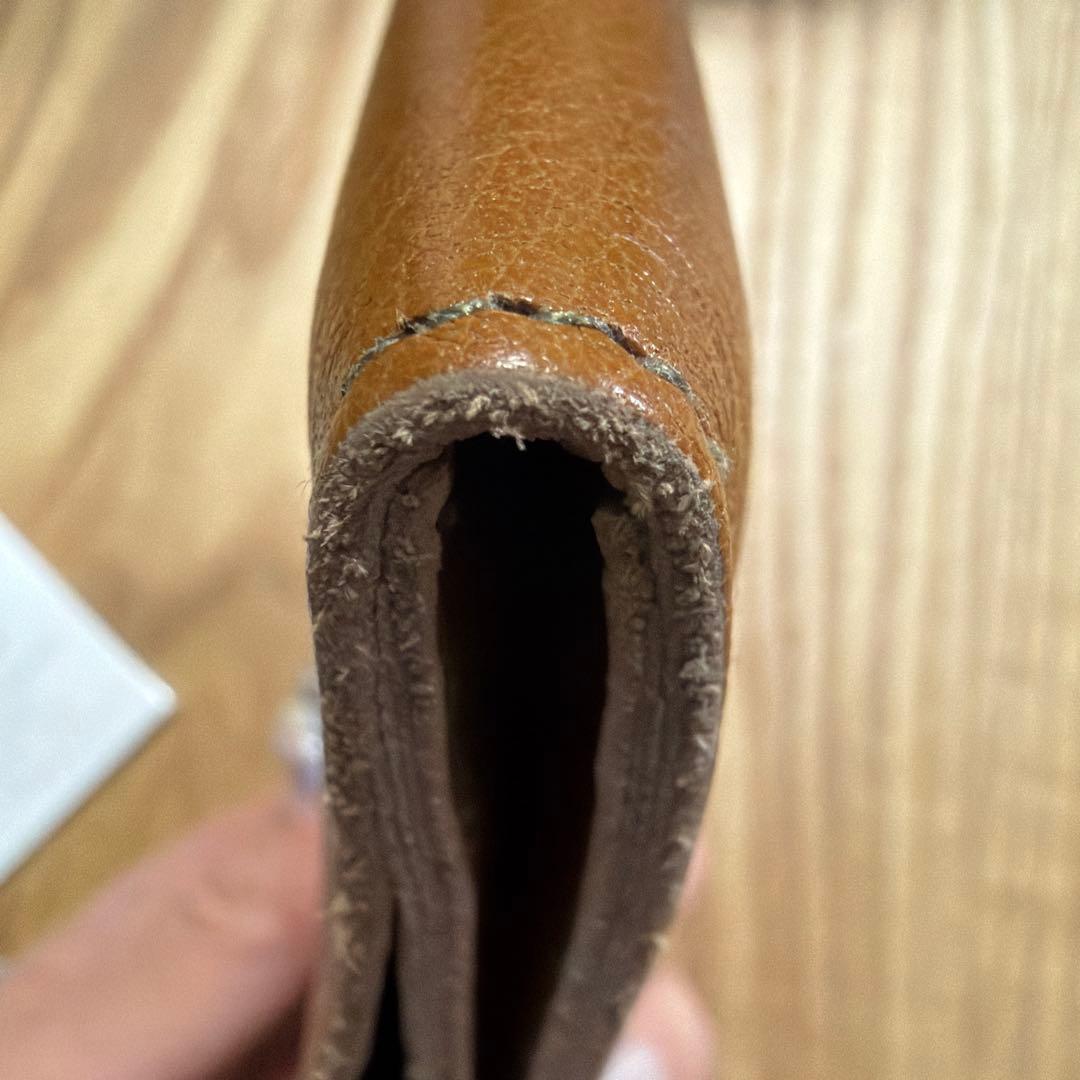 ILBISONTE二つ折り財布