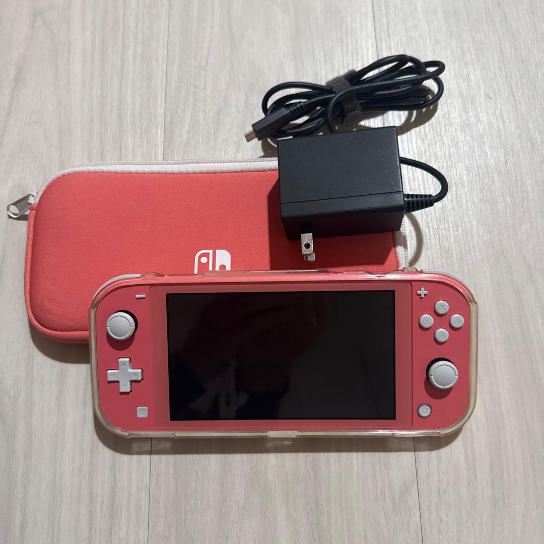 ニンテンドー　スイッチライト　ピンク