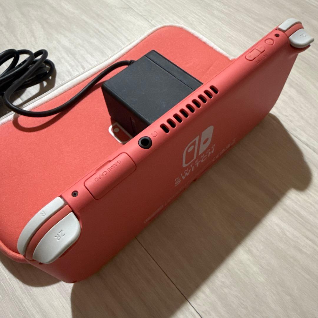 ニンテンドー　スイッチライト　ピンク