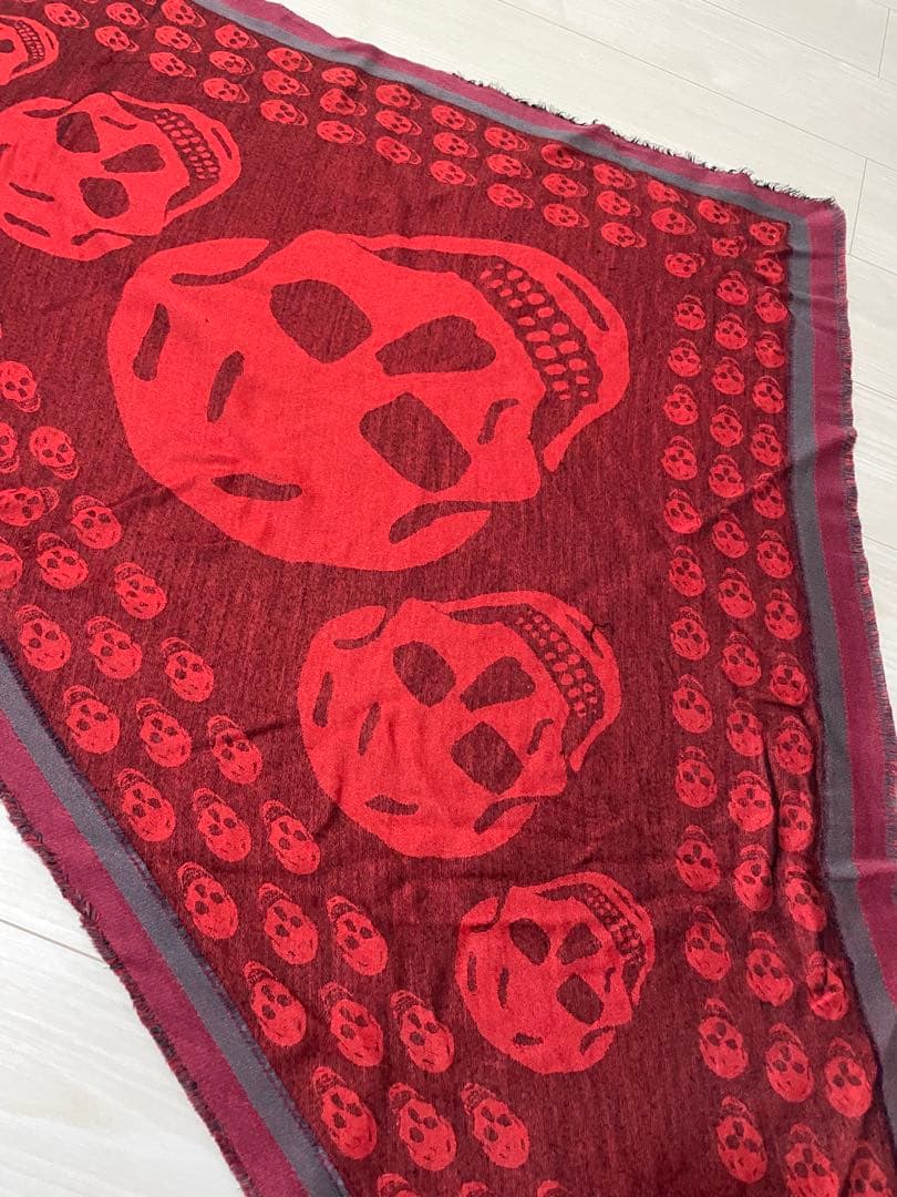 ALEXANDER McQueenスカル柄 ストール