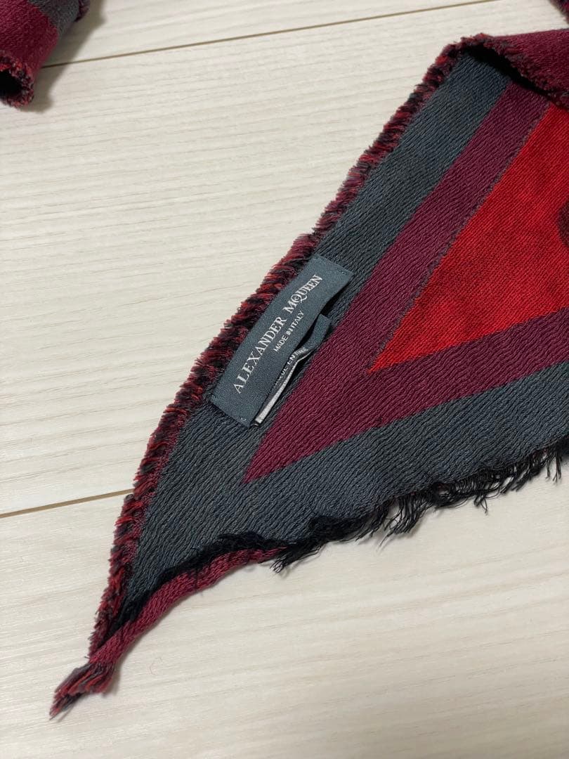 ALEXANDER McQueenスカル柄 ストール