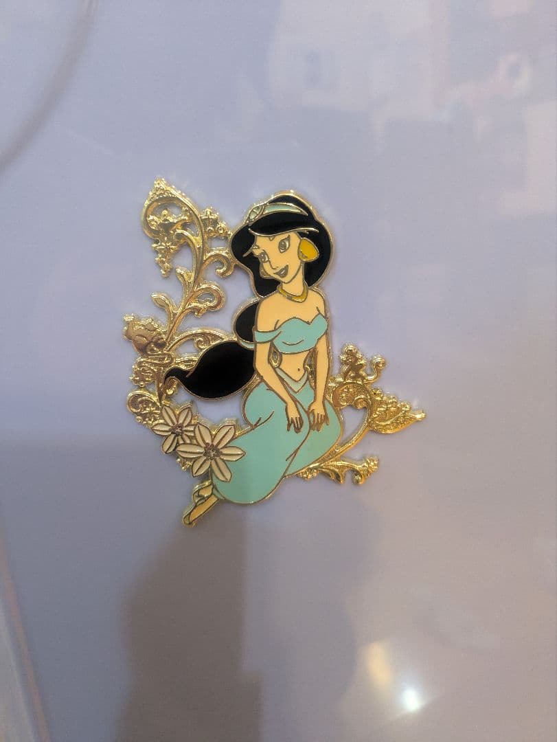 早い者勝ち！ディズニー ジャスミン スーツケース（おまけ付き）