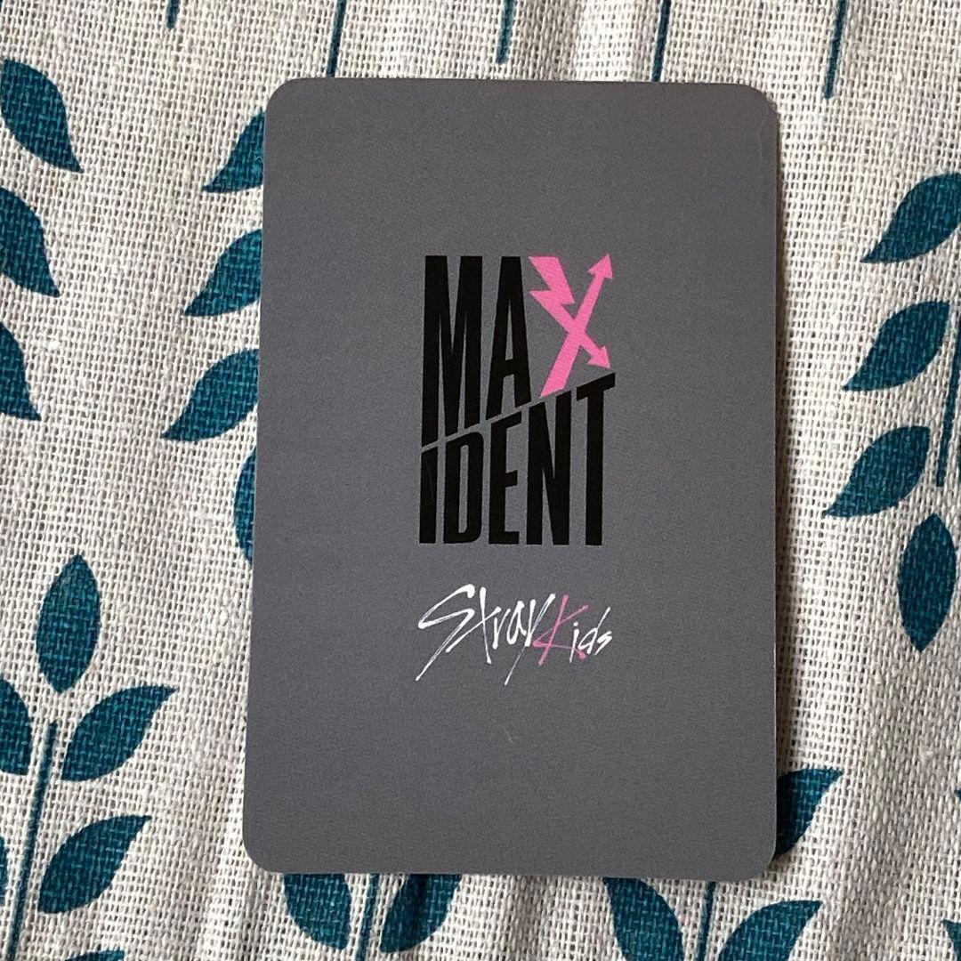 韓国 StrayKids MAXIDENT 4回 限定ハントレカ