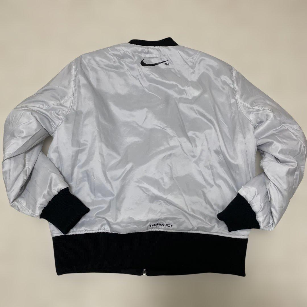 Nike MA-1 フライトジャケット ブラック/シルバー　リバーシブル