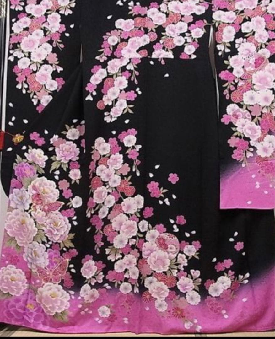 振袖フルセット振袖　花蝶文　黒地　金彩フルセット