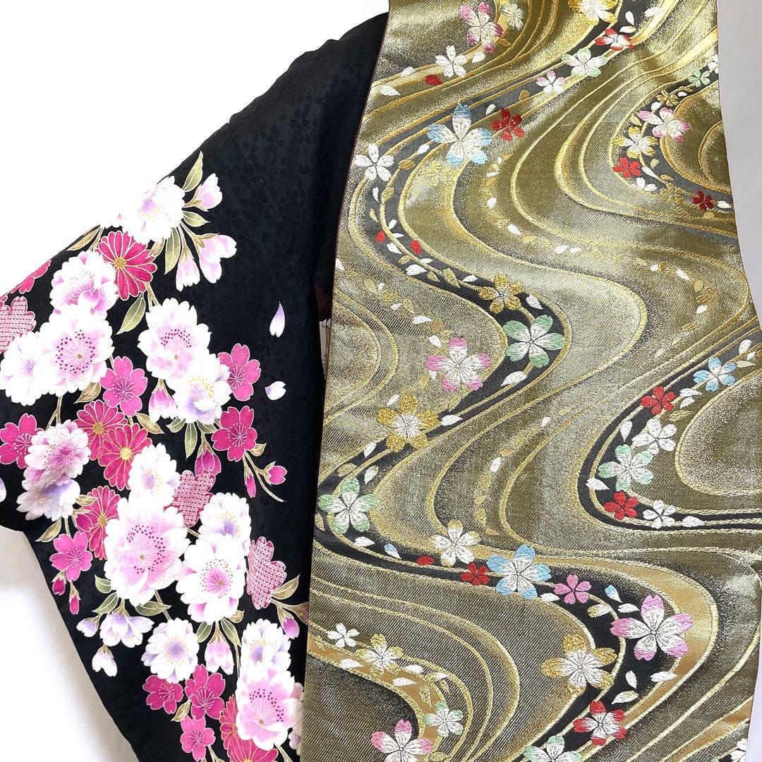 振袖フルセット振袖　花蝶文　黒地　金彩フルセット