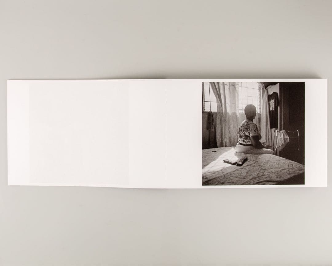 絶版‼️ Sasha Phyars-Burgess 写真集