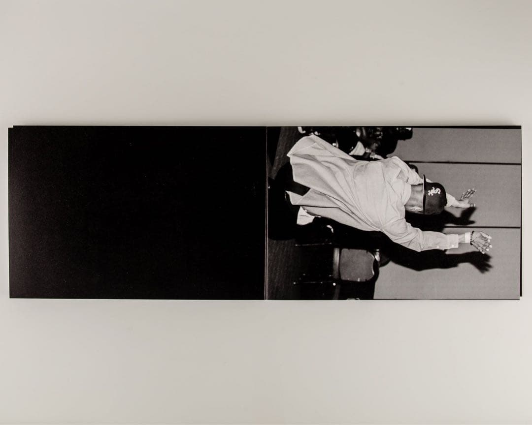 絶版‼️ Sasha Phyars-Burgess 写真集