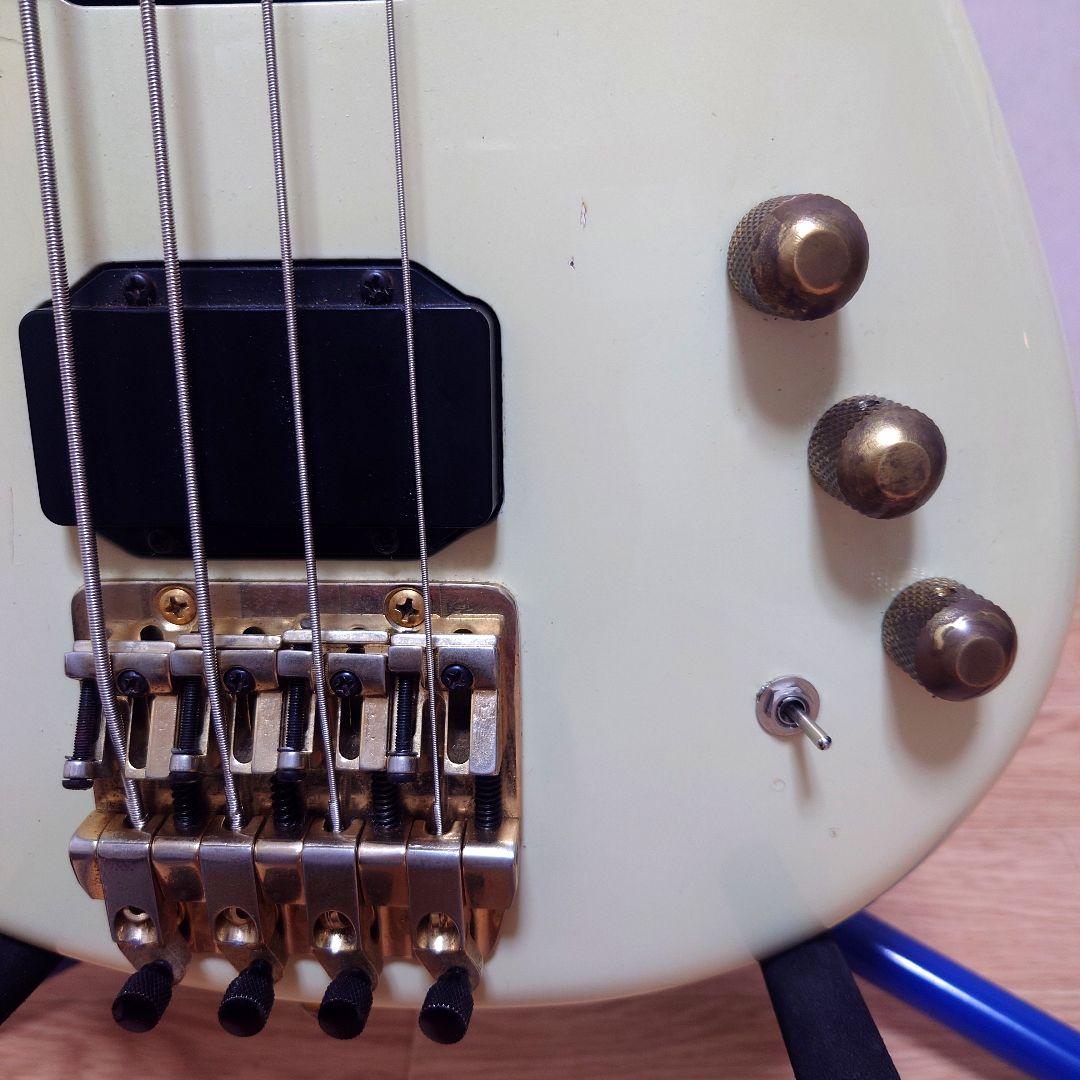 YAMAHA Motion Bass II（MB-II）ホワイトカラー