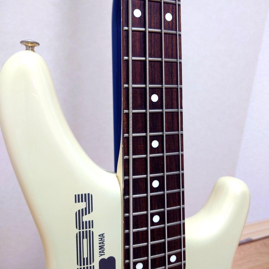 YAMAHA Motion Bass II（MB-II）ホワイトカラー