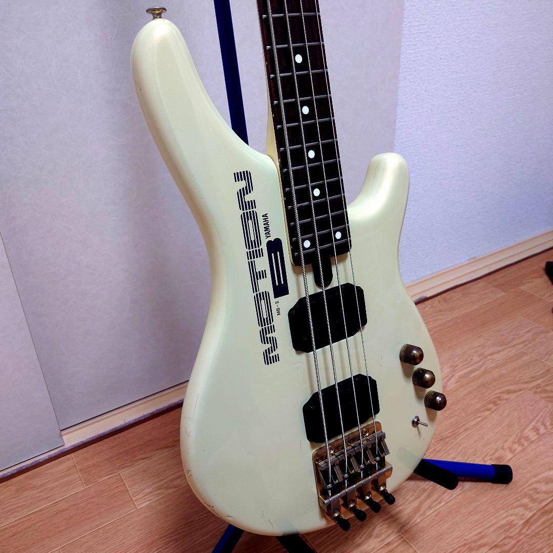 YAMAHA Motion Bass II（MB-II）ホワイトカラー