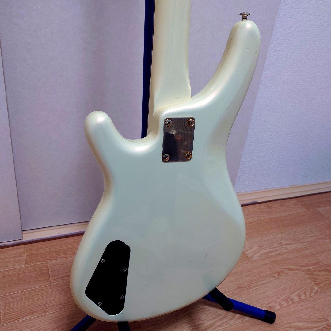 YAMAHA Motion Bass II（MB-II）ホワイトカラー