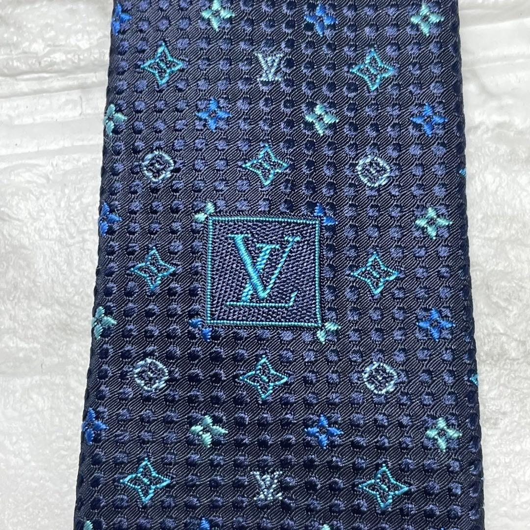 ルイヴィトン　LOUIS VUITTON ネクタイ　モノグラム　ブルー　刺繍