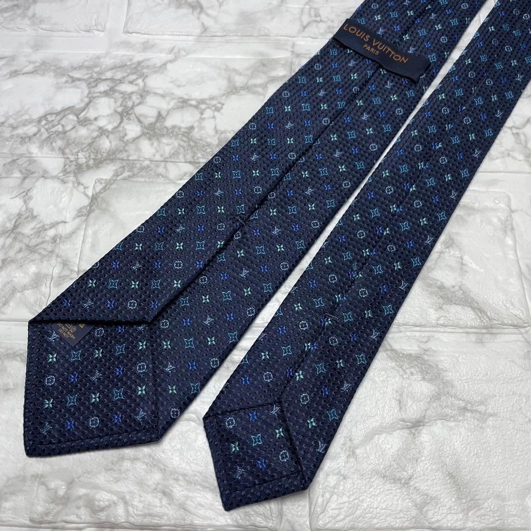 ルイヴィトン　LOUIS VUITTON ネクタイ　モノグラム　ブルー　刺繍