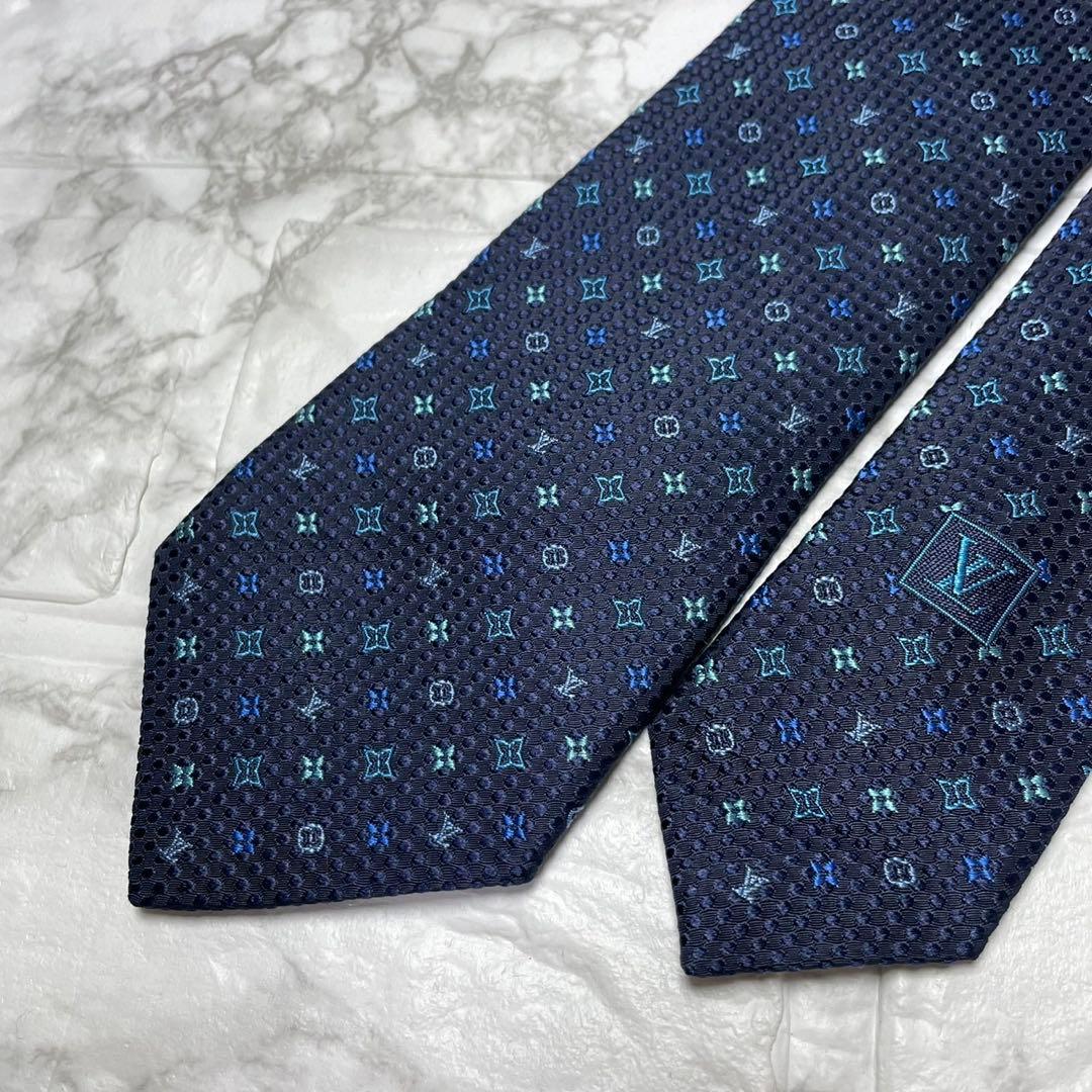ルイヴィトン　LOUIS VUITTON ネクタイ　モノグラム　ブルー　刺繍