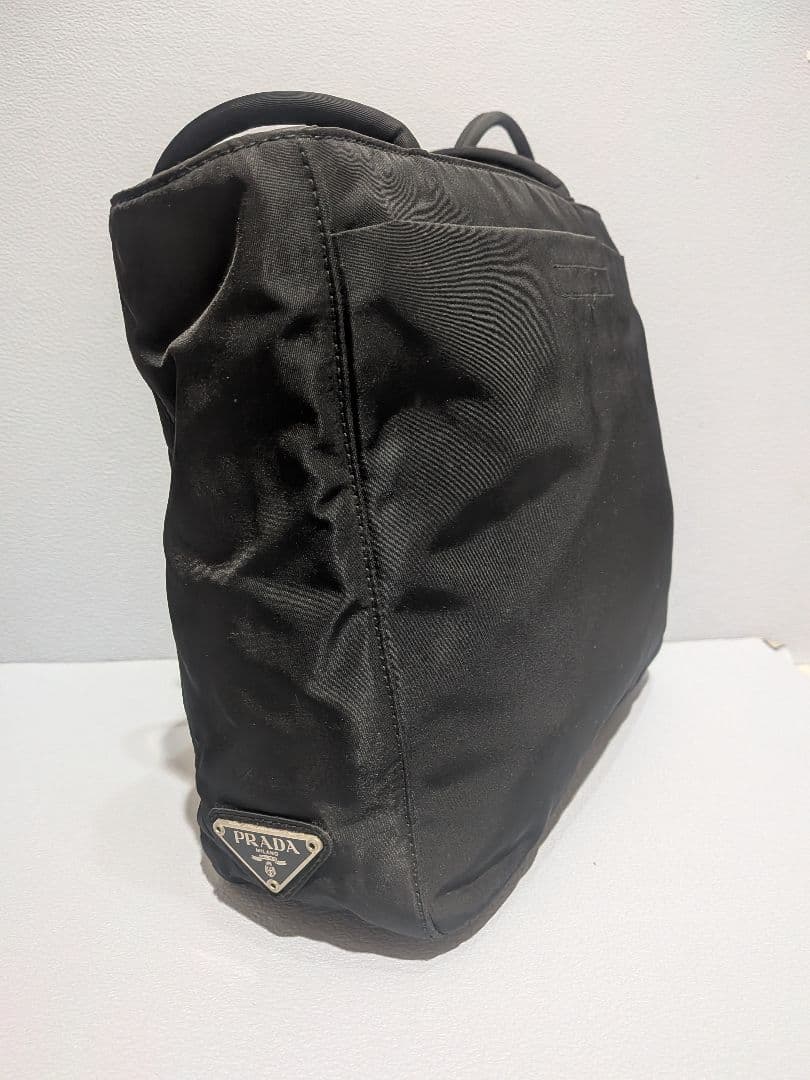 PRADA ブラック ナイロン トートバッグ　肩掛け可