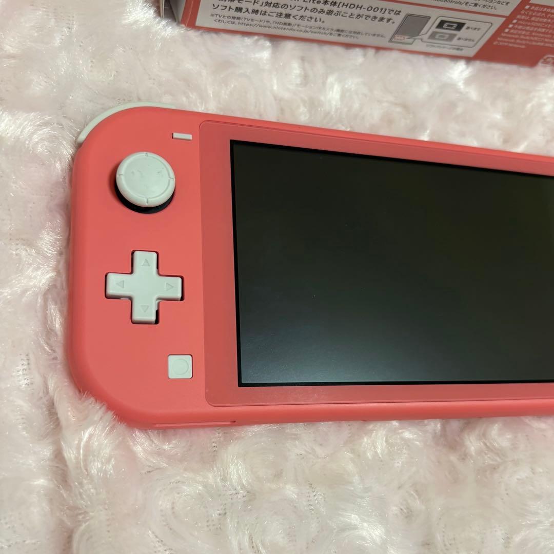 任天堂 SwitchLight ピンク 本体のみ