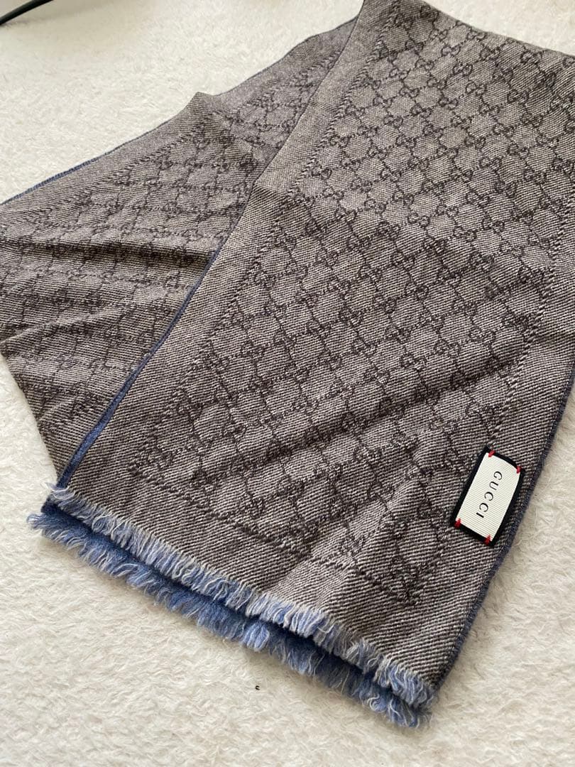 Gucci GGパターン マフラー グレー/ダークブルー