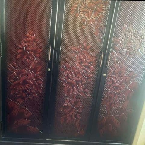 鎌倉彫りクローゼット