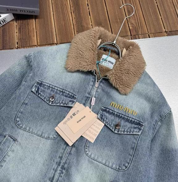 Miu Miu デニムジャケット L レディース 美品 軽やかで着回し◎