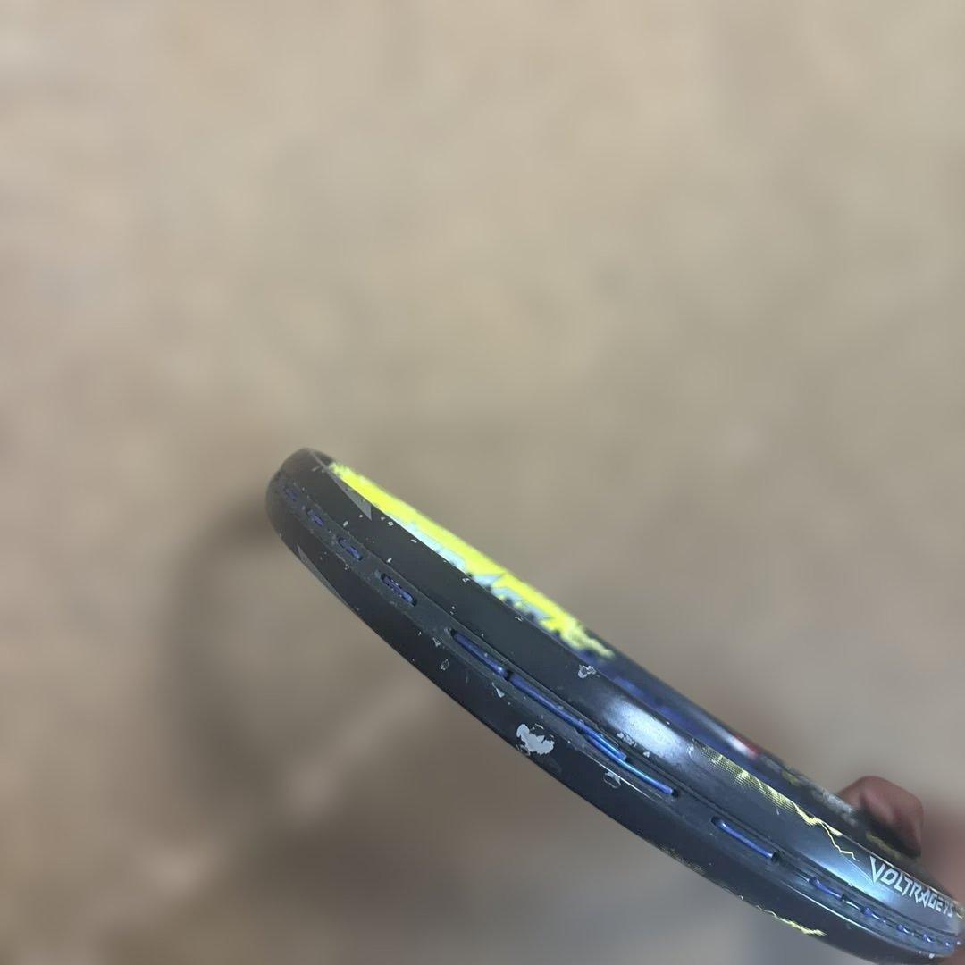 中古ボルトレイジ 7SテニスラケットUL1ガットヨネックスゲイル26ポンド