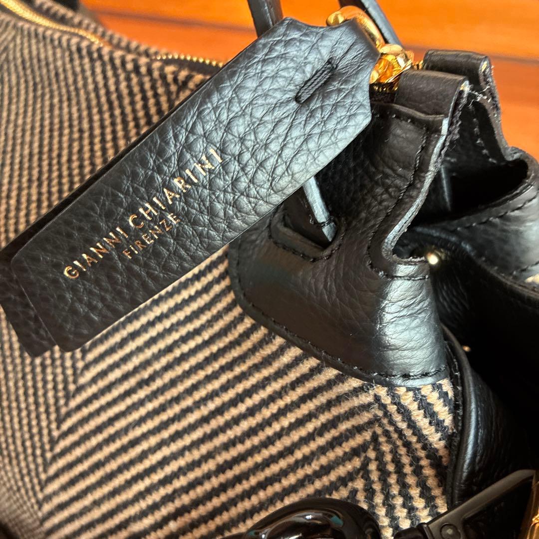 ジャンニキャリーニ　オリガミ2wayバッグ