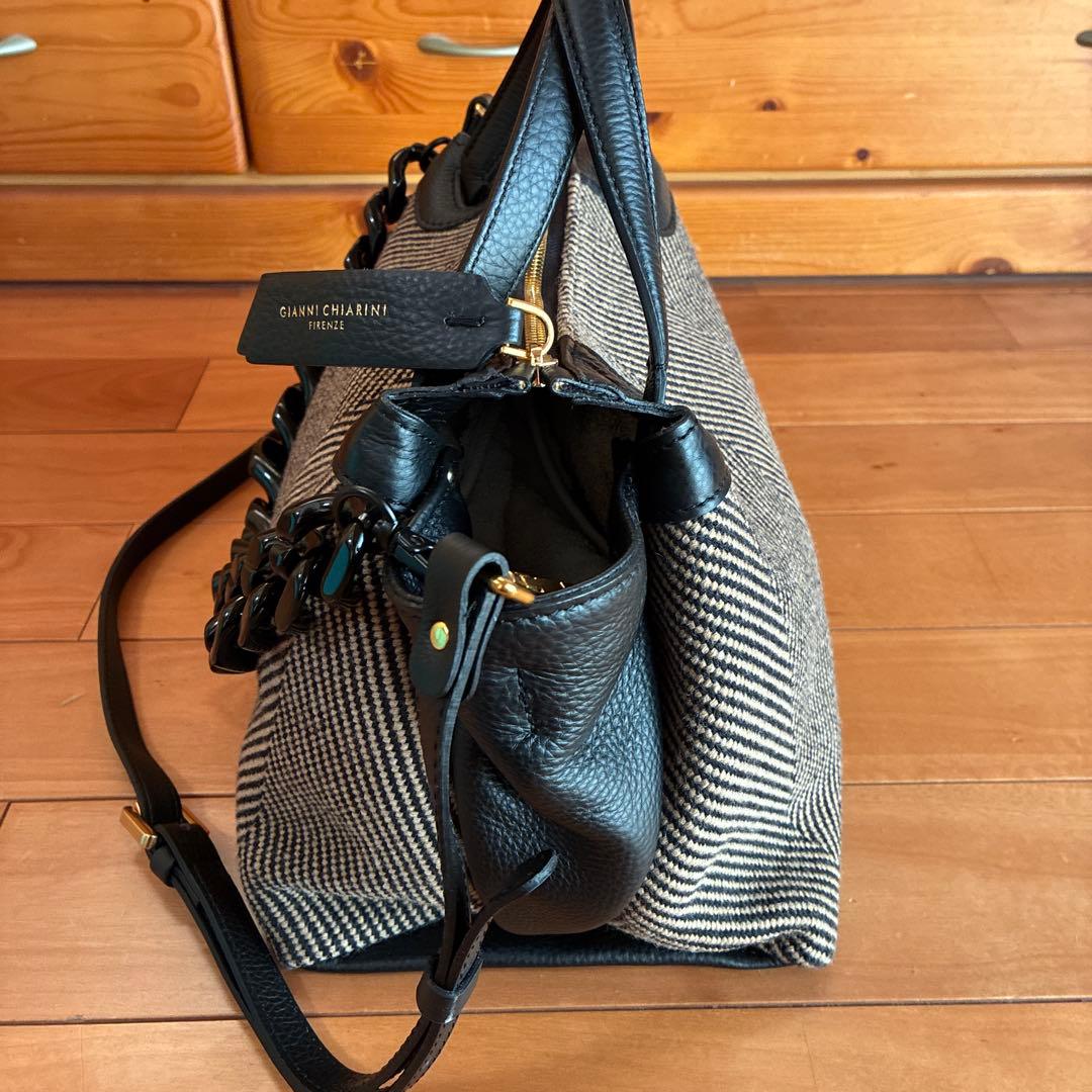 ジャンニキャリーニ　オリガミ2wayバッグ