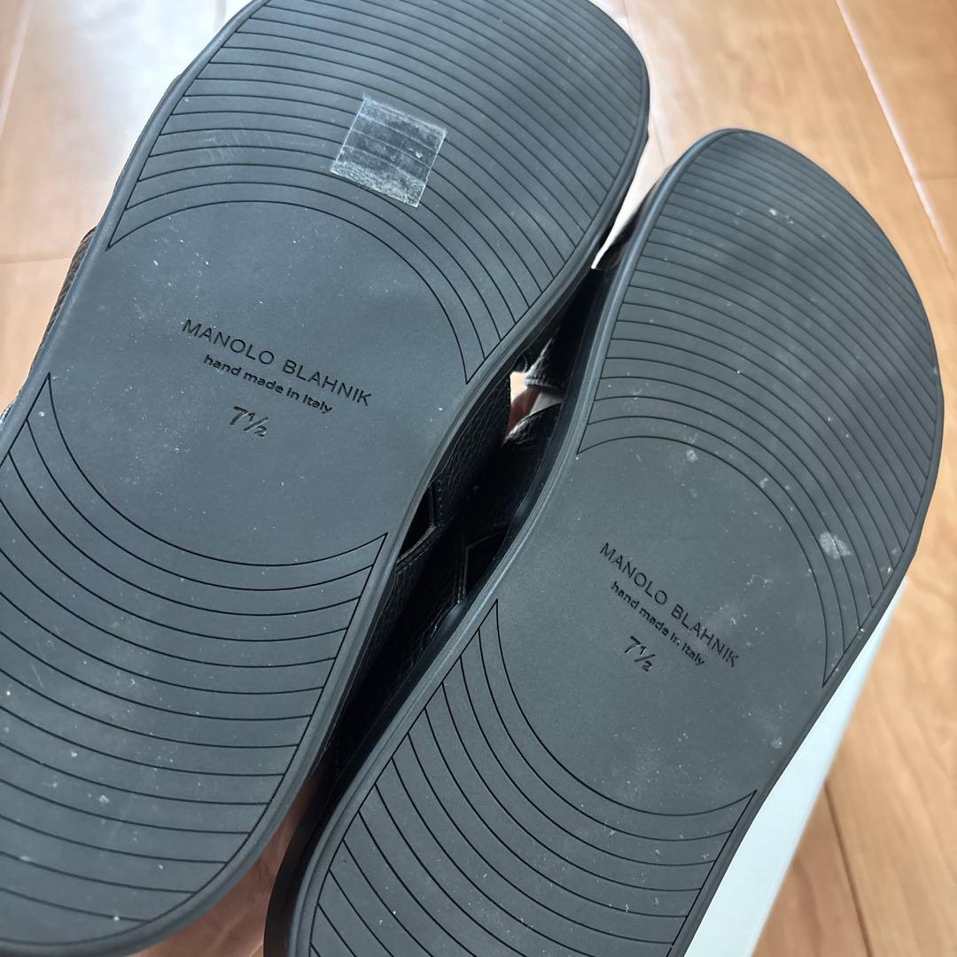 MANOLO BLAHNIK クロスストラップ　サンダル 7½ ブラック