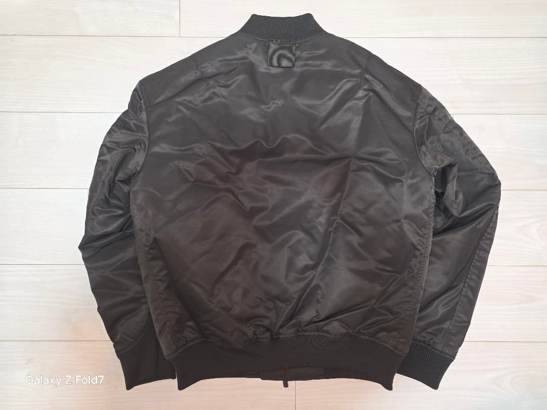 【新品未着用】ユニクロ　+J　ハイブリッドダウンオーバーサイズMA-1 グレー