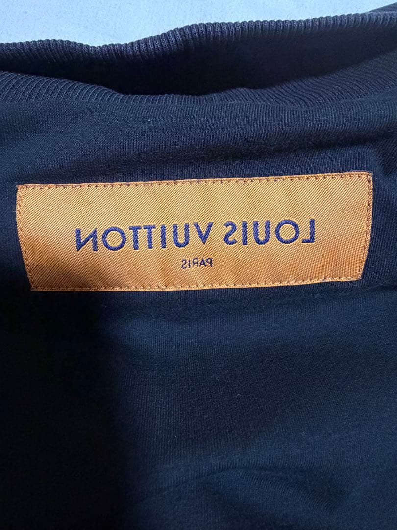 ルイ・ヴィトン エンブロイダリー　タートルネック　刺繍