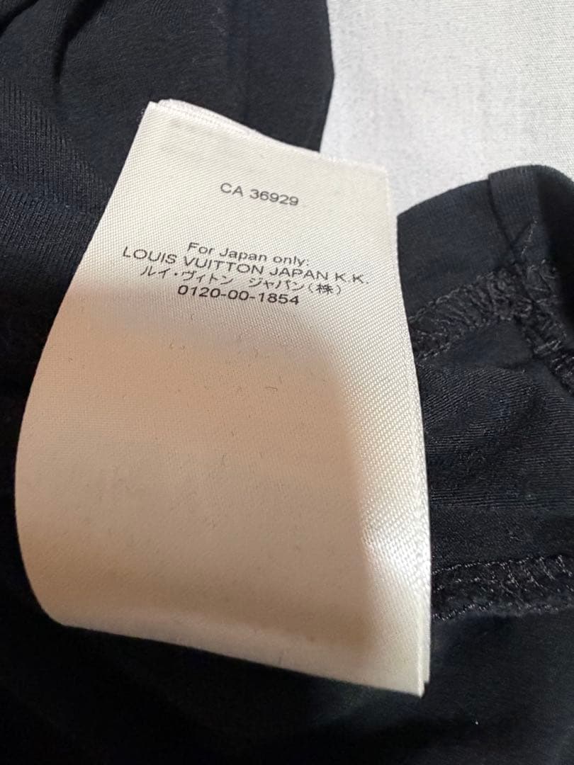 ルイ・ヴィトン エンブロイダリー　タートルネック　刺繍