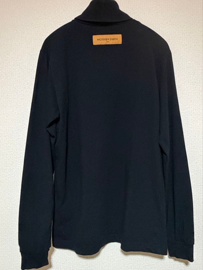 ルイ・ヴィトン エンブロイダリー　タートルネック　刺繍