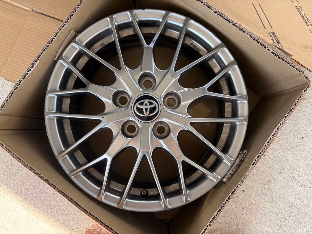 ロ*ン様 トヨタ　ヴォクシー　純正ホイール（BBS製）205/55/R/16