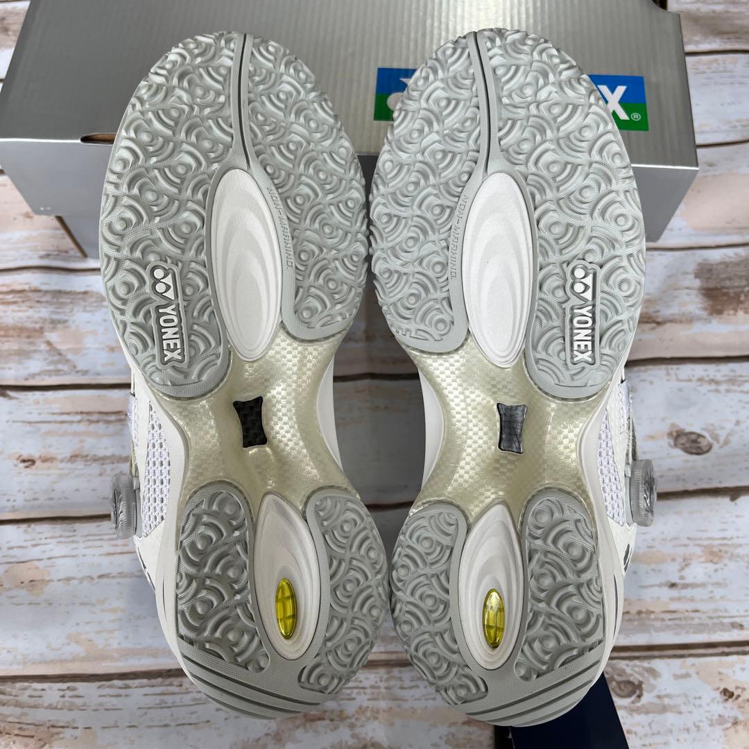 ヨネックス　パワークッションコンフォートワイドダイヤル4GC 白　25.5㎝新品