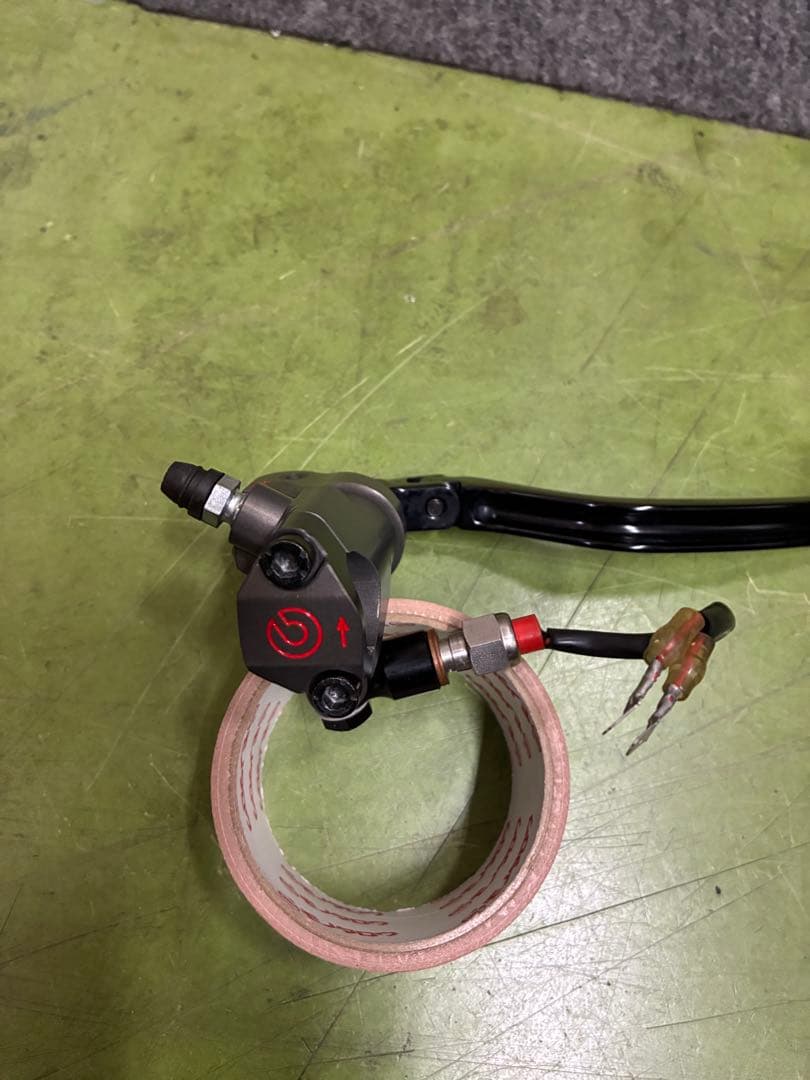 ブレンボ　ラジアルブレーキマスター　ＸＲ０１１７１　中古品