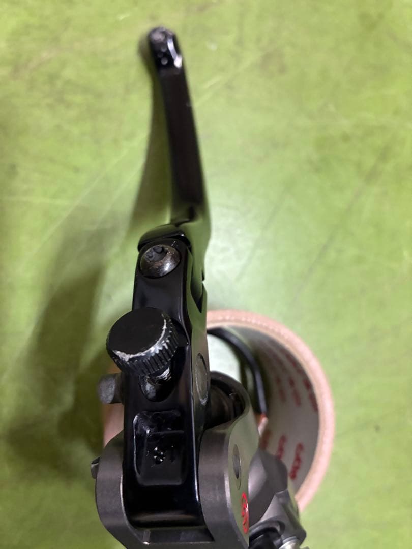 ブレンボ　ラジアルブレーキマスター　ＸＲ０１１７１　中古品