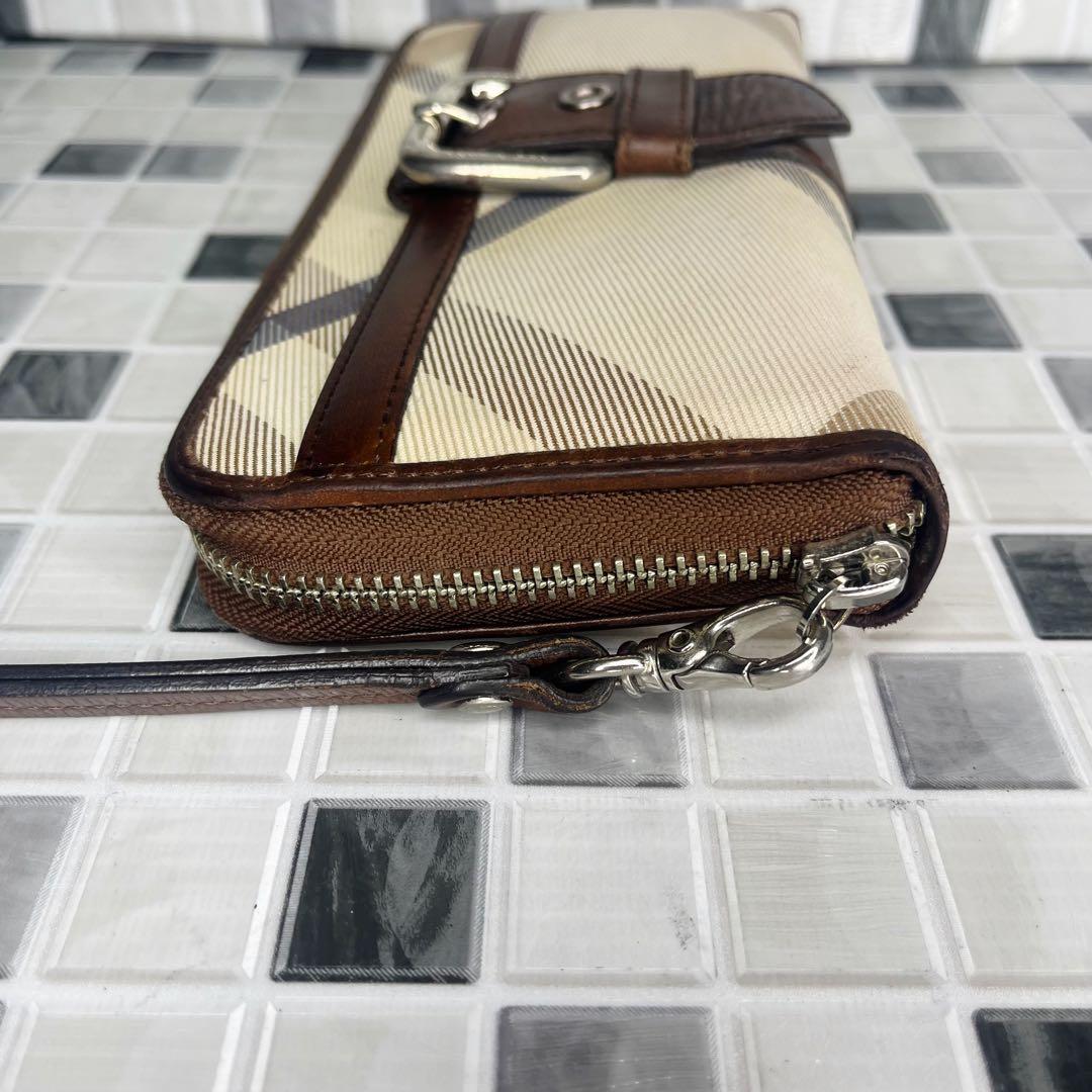 Burberry バーバリー 長財布 ラウンドファスナー