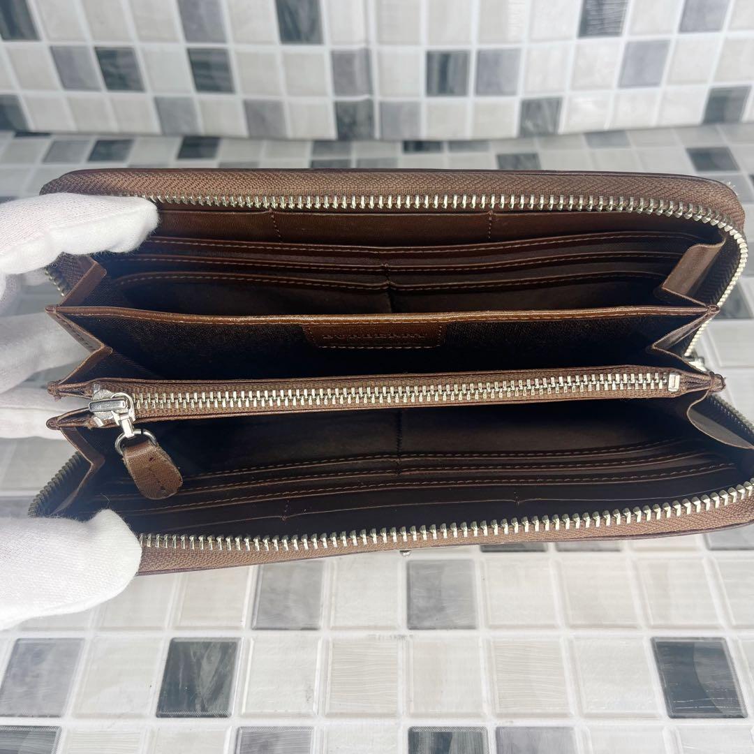 Burberry バーバリー 長財布 ラウンドファスナー