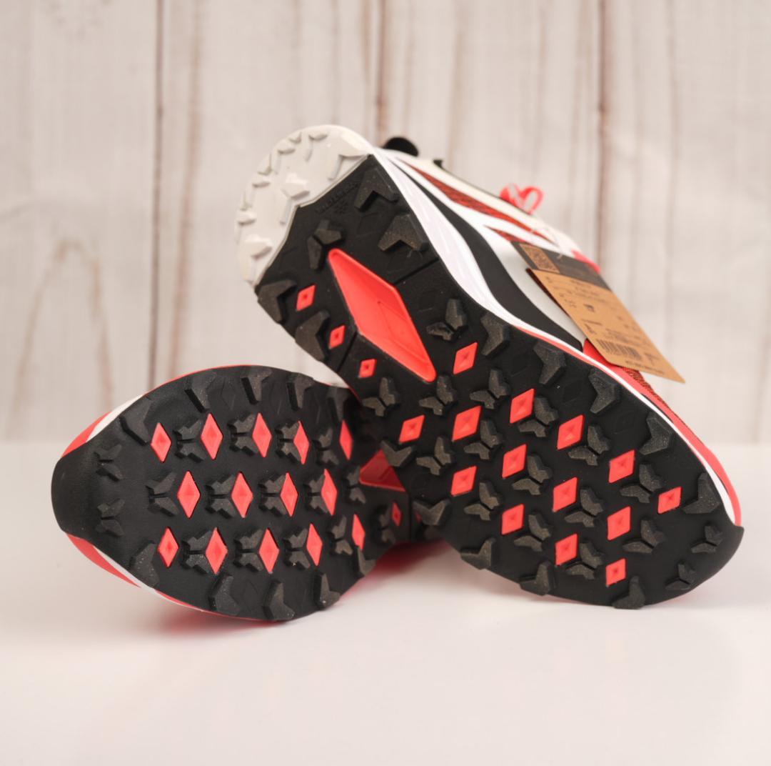 新品未使用品 THE NORTH FACE VECTIV INFINITE