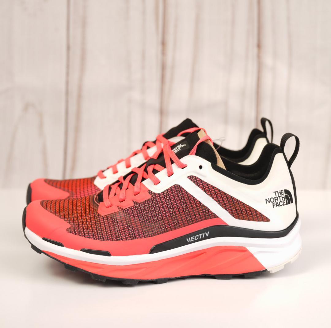 新品未使用品 THE NORTH FACE VECTIV INFINITE