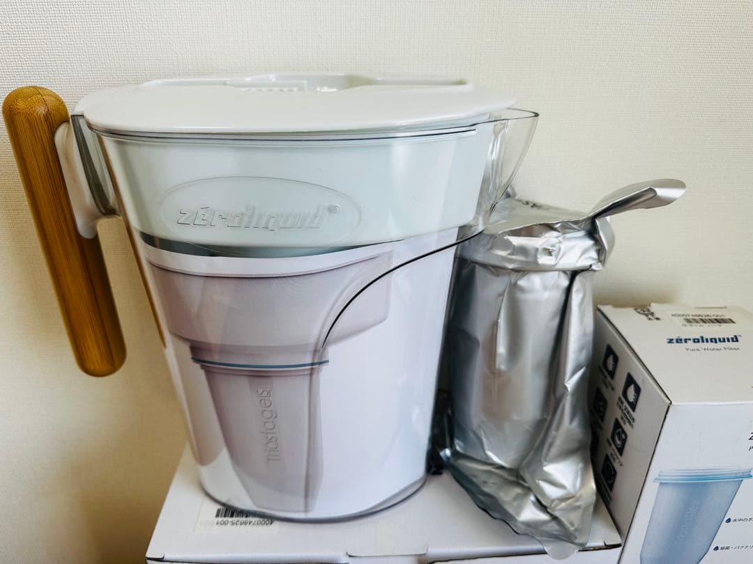 ZERO PITCHER ゼロピッチャー 型浄水器とフィルター3本
