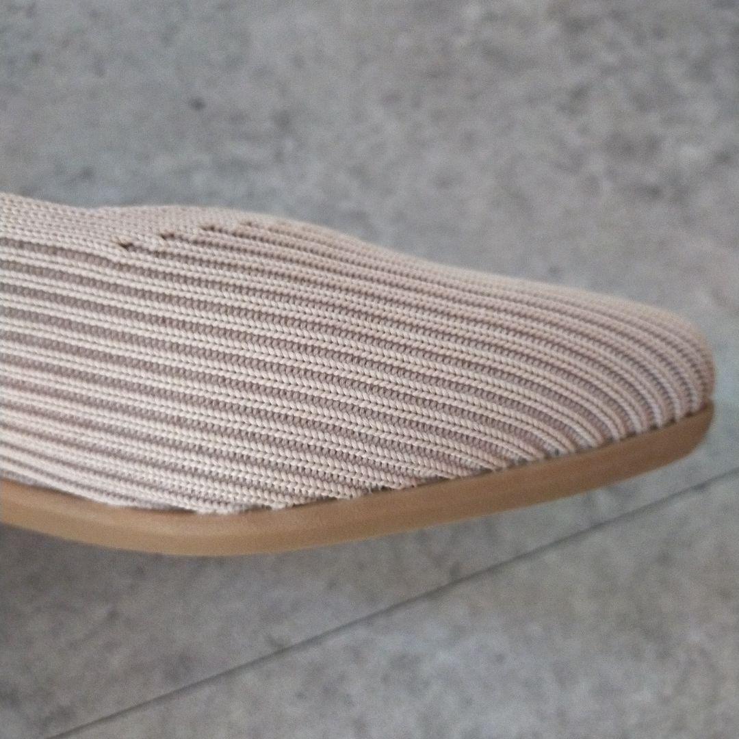 ビバイア VIVAIA フラットシューズ スクエアトゥ Vカット 【36.5】